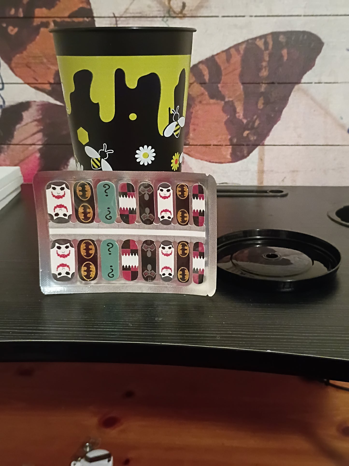 Nail and Cup Combo